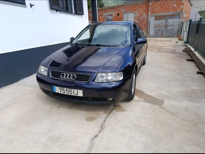 Audi A3 1.6 gasolina 101cv