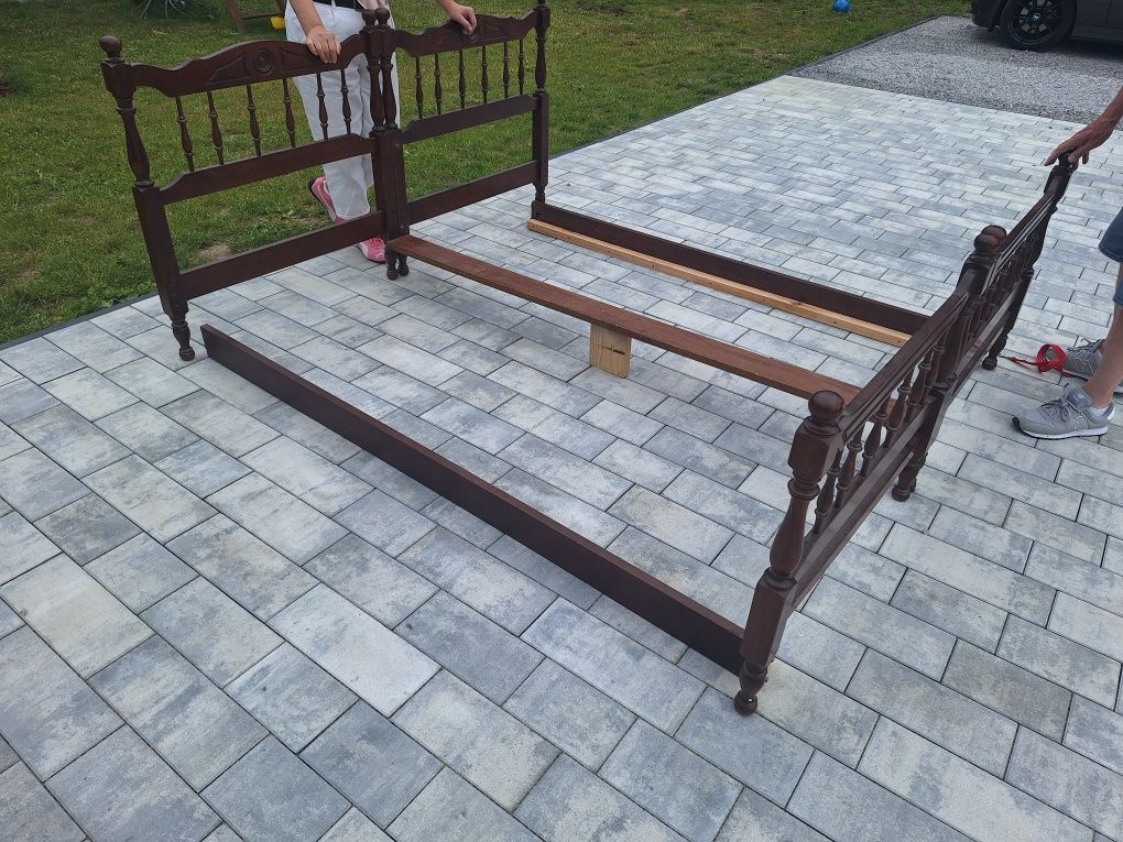 Łóżko matrymonialne 2x1.8m