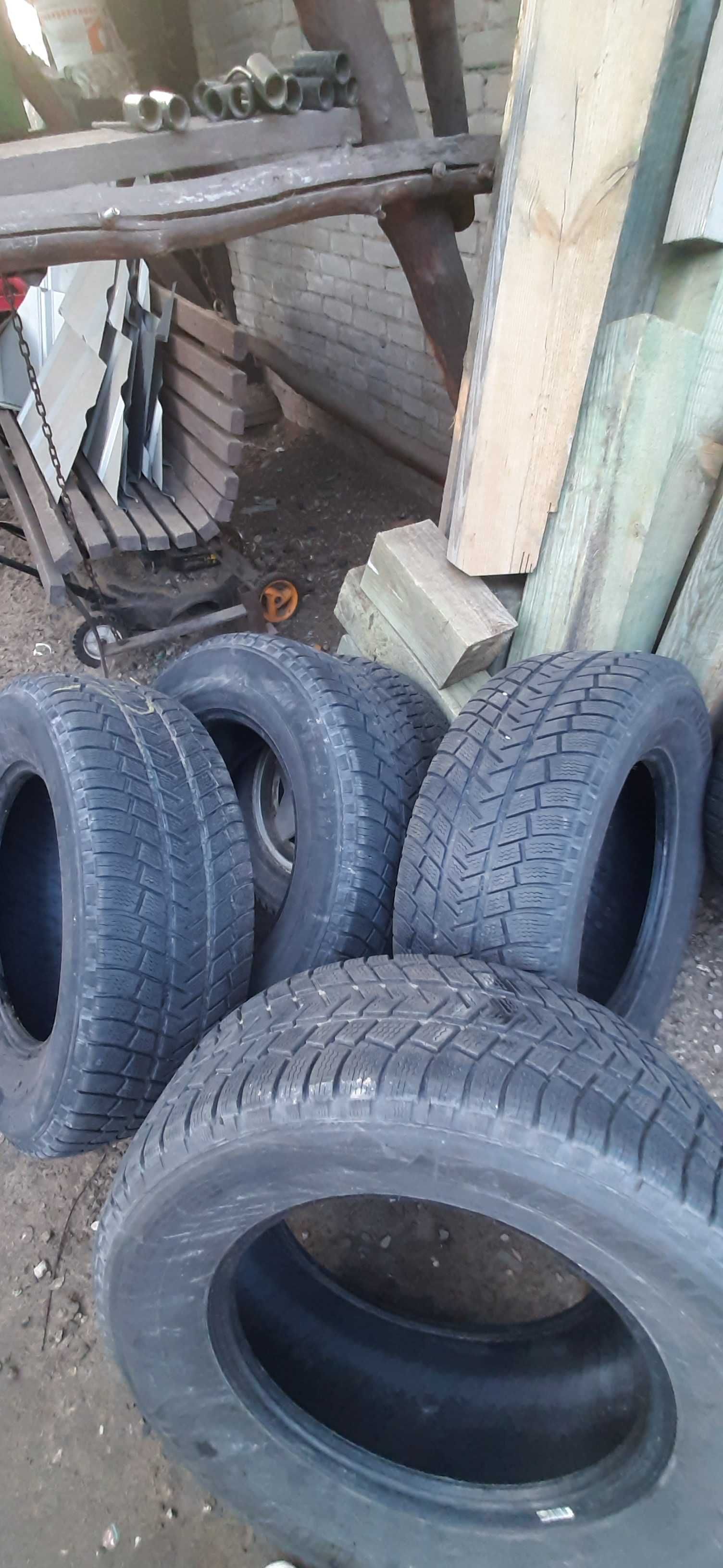 Opony zimowe 265/65 R17 toyota land cruiser