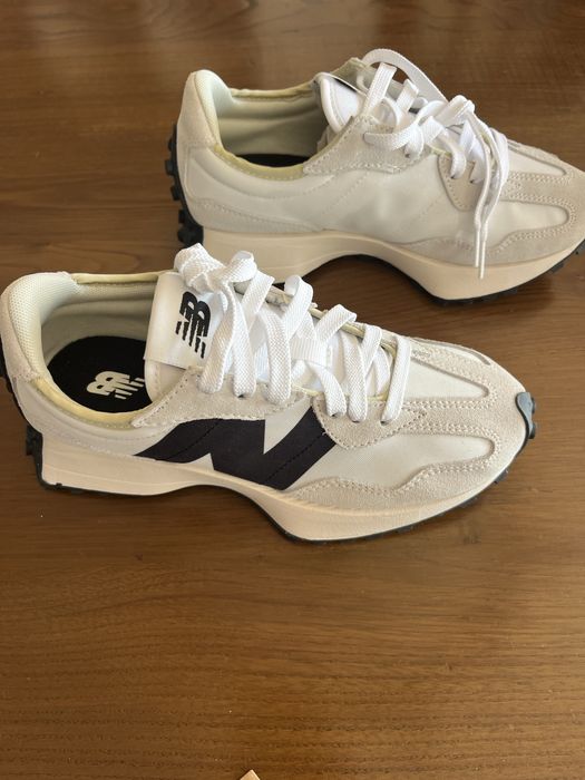 New balance 327 Cor Moonbeam mulher