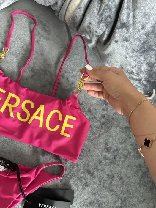 Розовый купальник люкс бренд