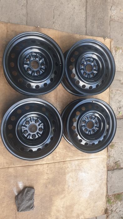 Felgi stalowe 16" 5x114,3 6,5x16 et 45 toyota corolla Avensis Verso