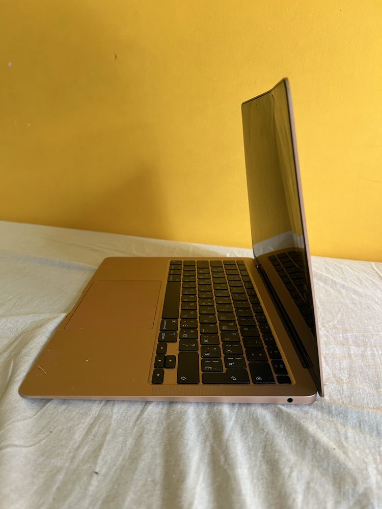 macbook air 2022 m1