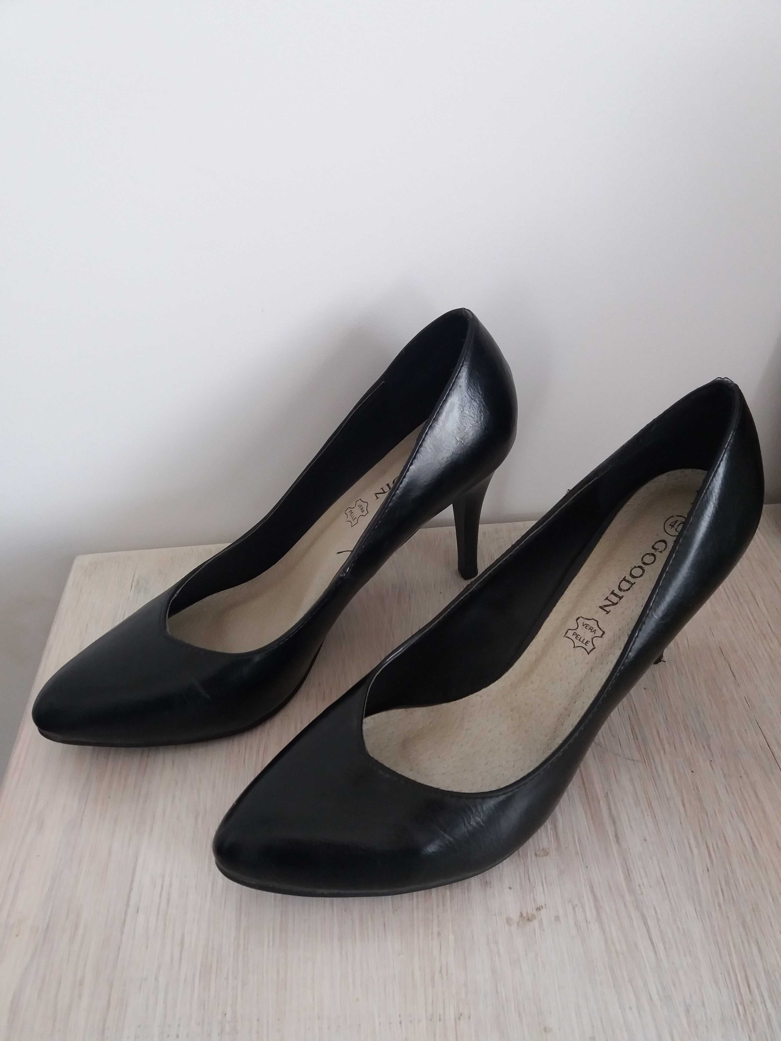 buty szpilki czarne
