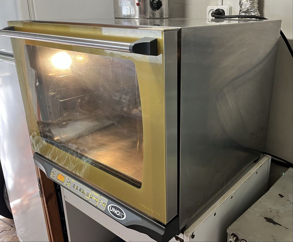 Піч конвекційна UNOX XF 135 ARIANNA пароконвектомат