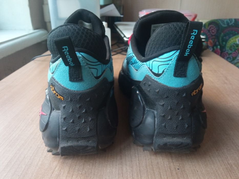 Кроссовка Reebok 43 размер