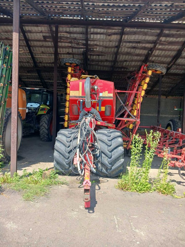 Продам сеялку рапид 800
