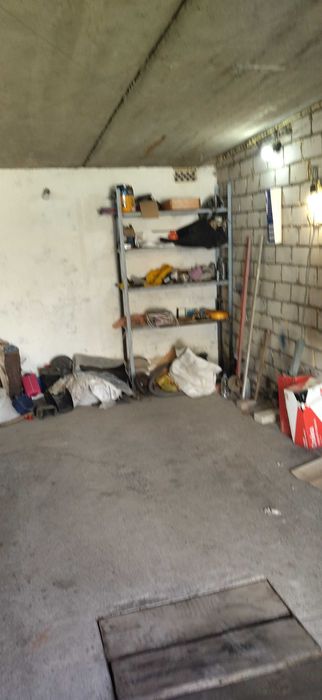 Продам гараж в районі ОРСа Ладижин