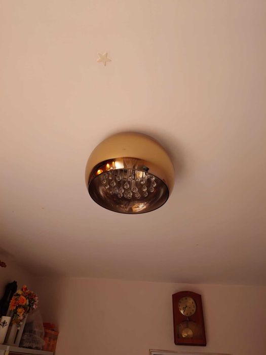 Ekskluzywna lampa sufitowa do salonu
