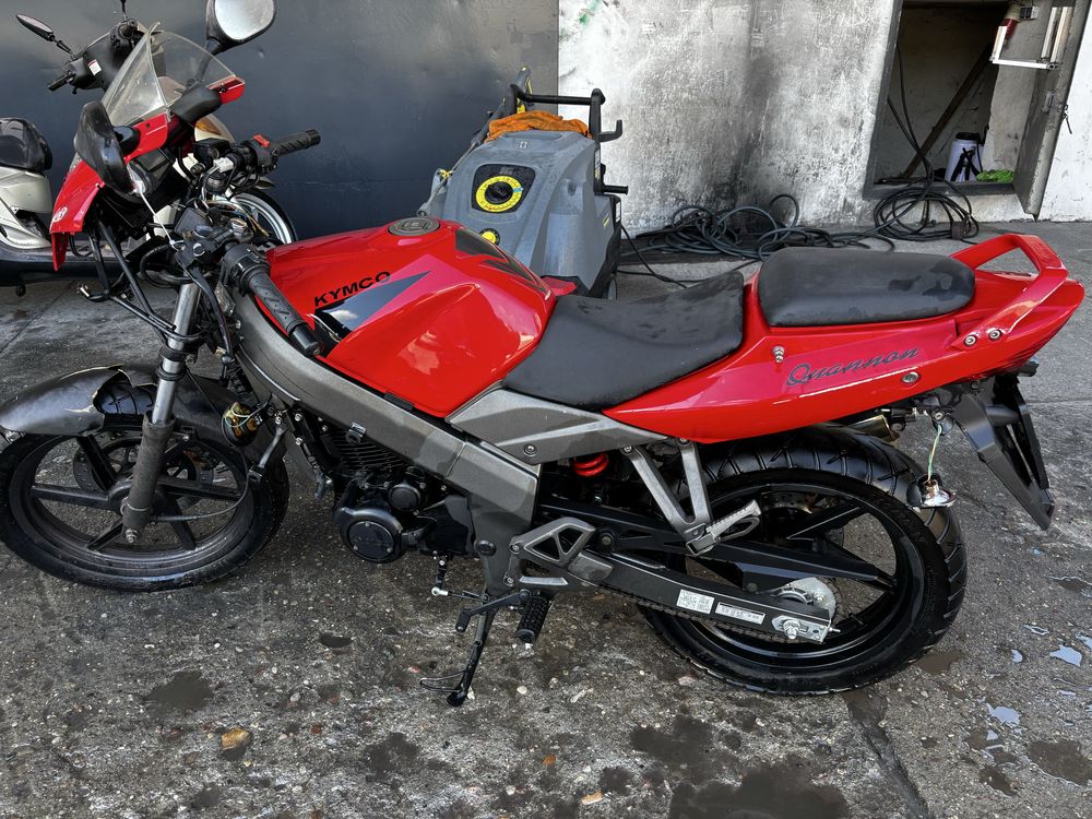 Motor kymco quannon 125