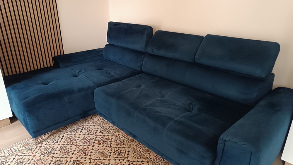 Duży narożnik Volta welur granatowy stan bardzo dobry