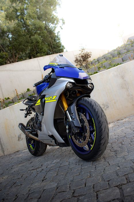YAMAHA YZF-R1 nacional