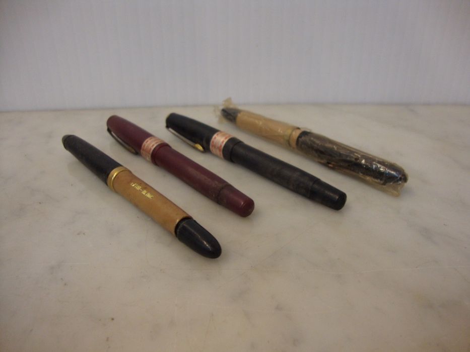 Conjunto de 4 canetas antigas