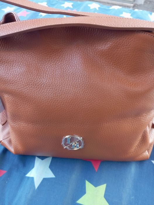 Жіноча шкіряна сумка.