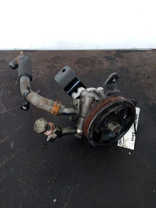 BOMBA DIREÇÃO NISSAN CABSTAR