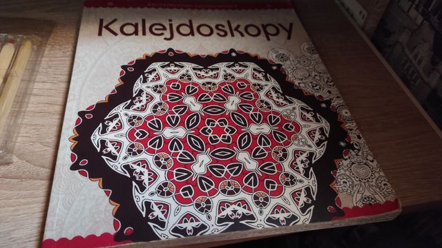 Kalejdoskopy - kolorowanka dla dorosłych