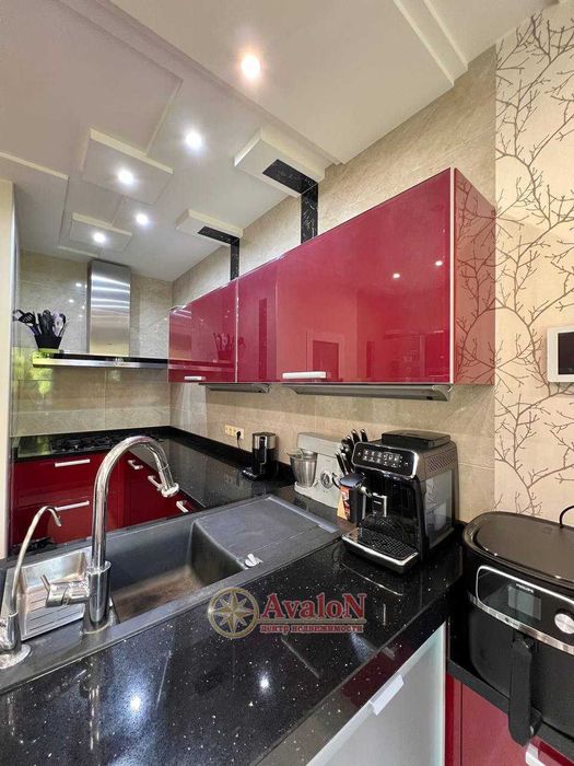 Продам 2-х этажный дом .