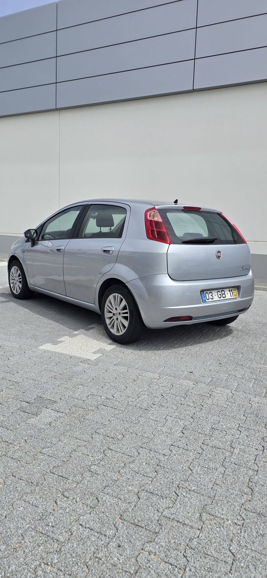 Vende-se Fiat Punto 1.2 – Ano 2008