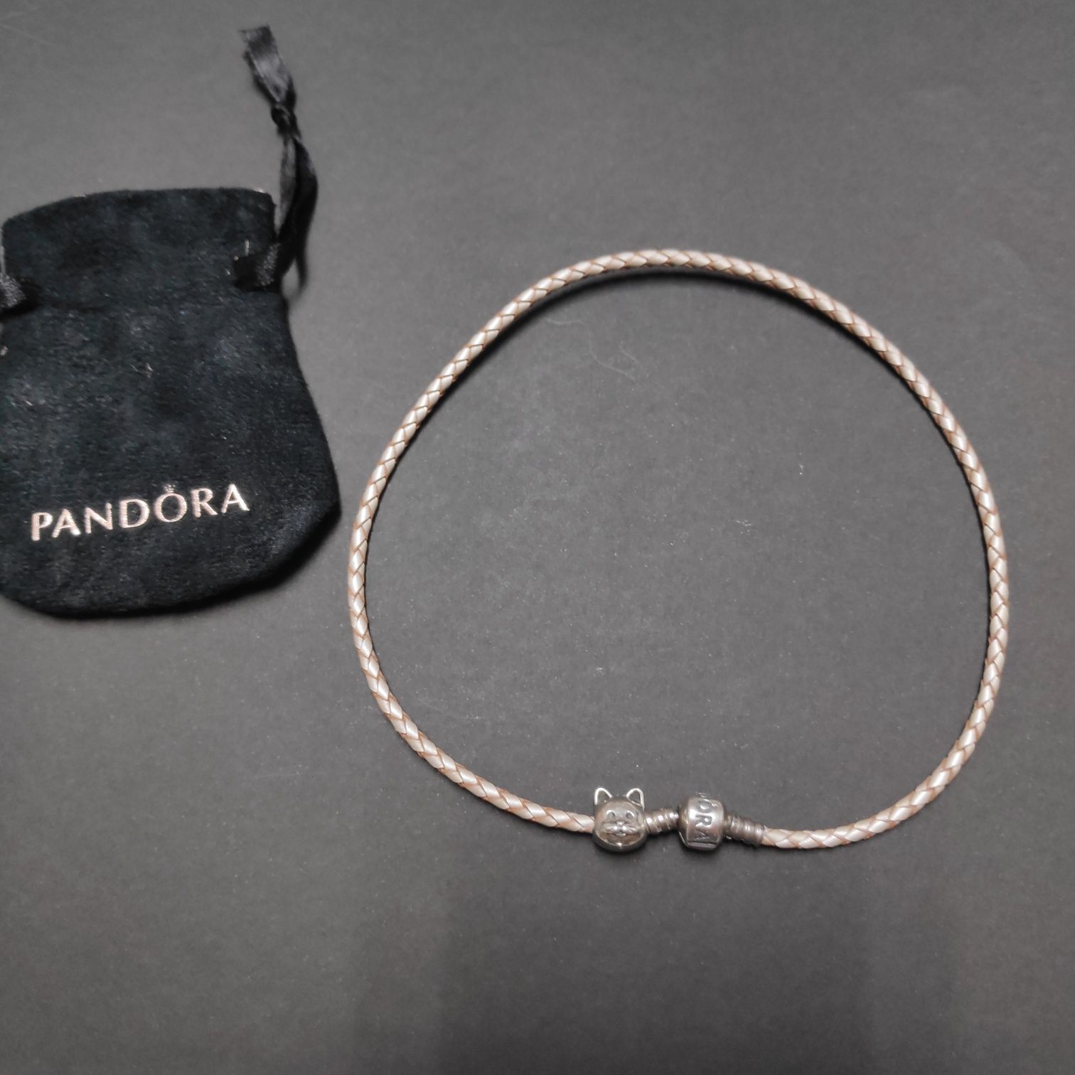 PANDORA Pulseira / Colar  e Conta em prata, couro branco perola