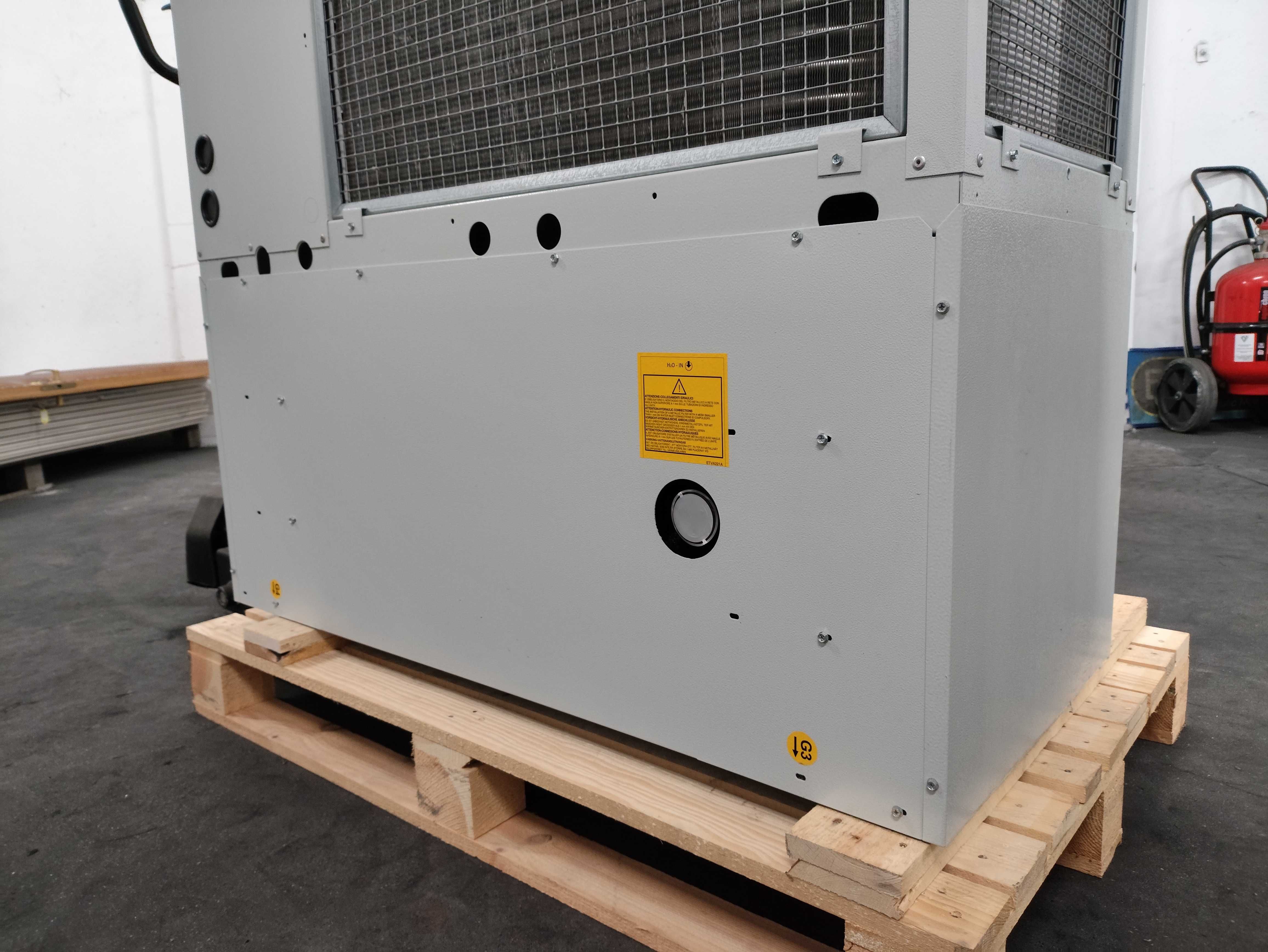 Chiller Agregat Wody Lodowej BlueBox 21/26kW