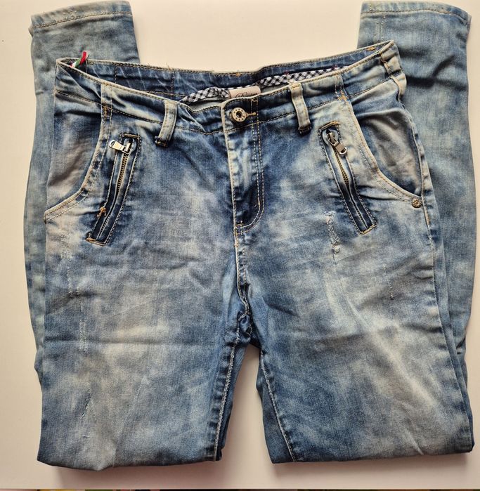 Spodnie dżinsowe w r. M