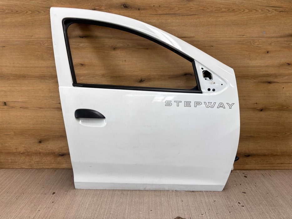 drzwi przednie prawe dacia sandero stepway