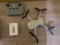 Dron DJI Mini 2 w stanie idealnym