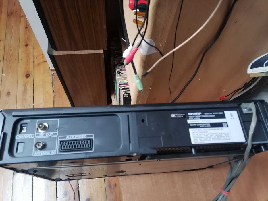 Magnetowid VHS Sharp VC-A211