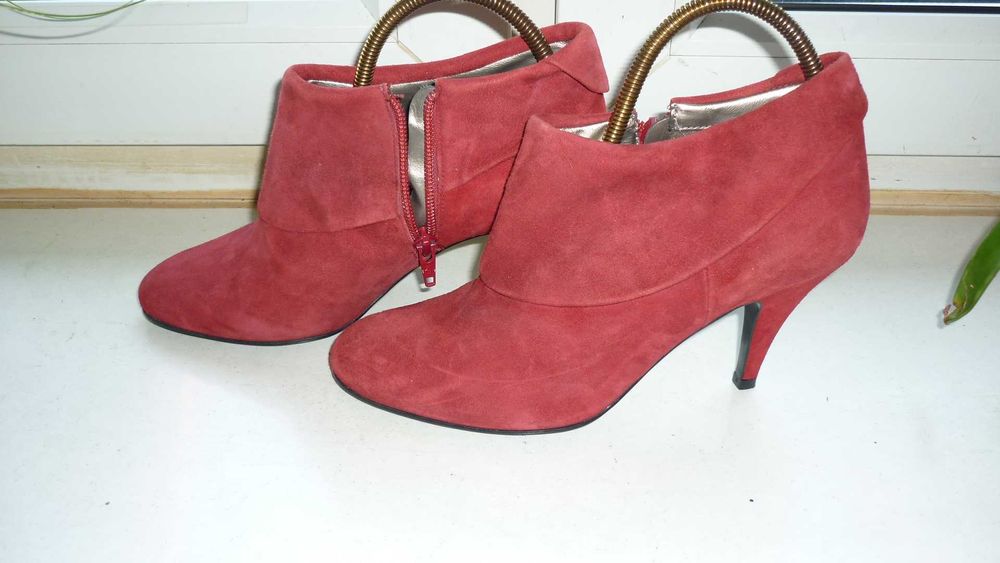 Artigiano - skórzane czerwone botki  r; 37