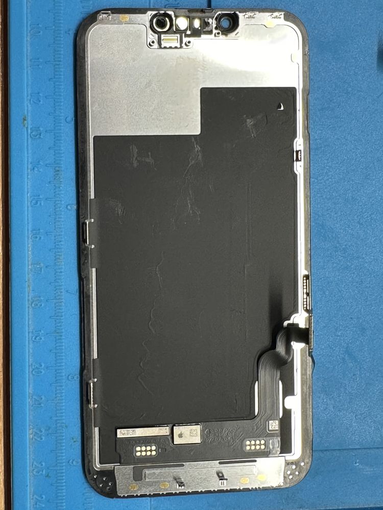 Oryginal lcd do iphone 13 demontaz