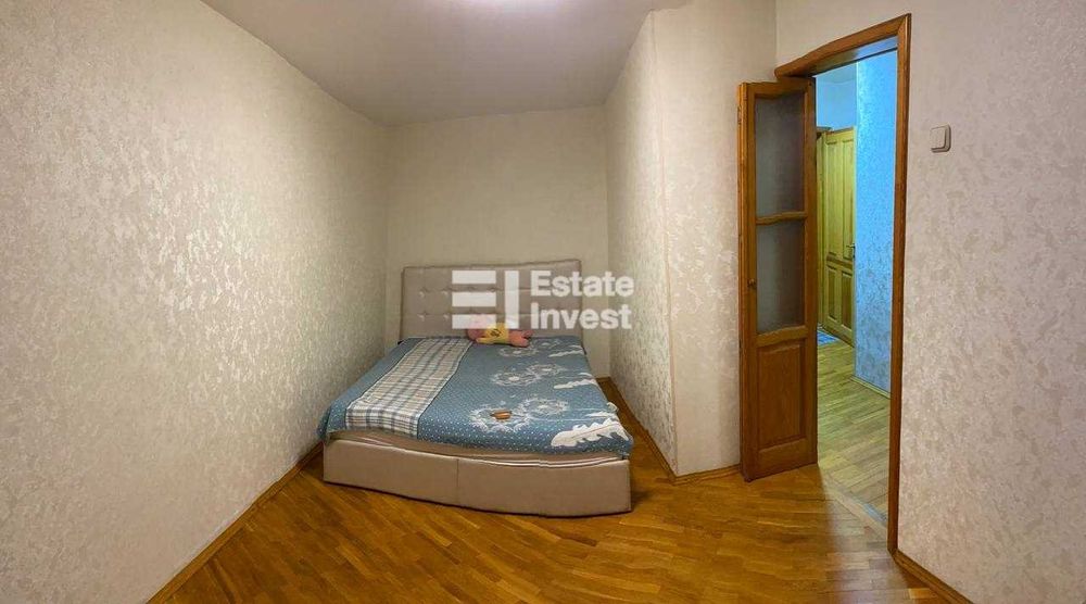 Продам 1 кімн. квартиру на вул. Петра Болбочана, 46.