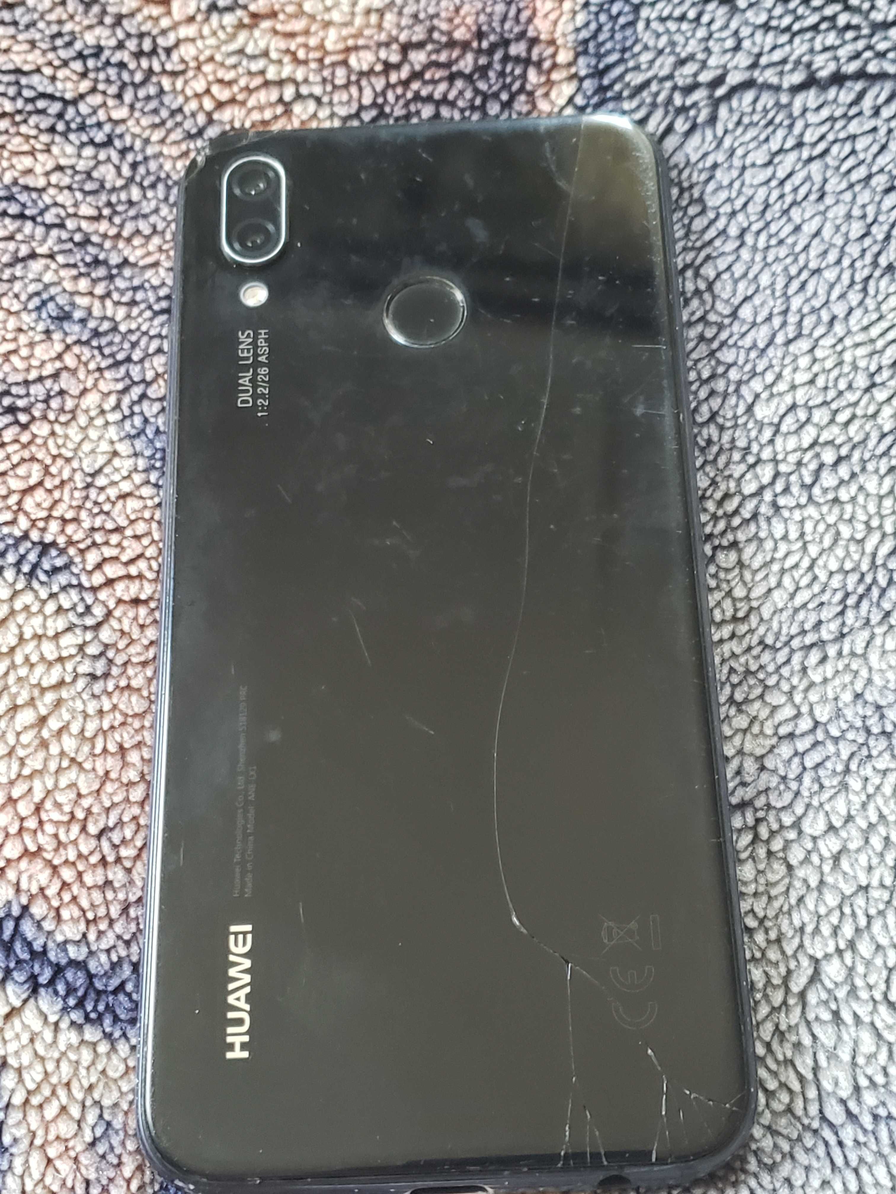 смартфон Huawei p-20  4х64гб