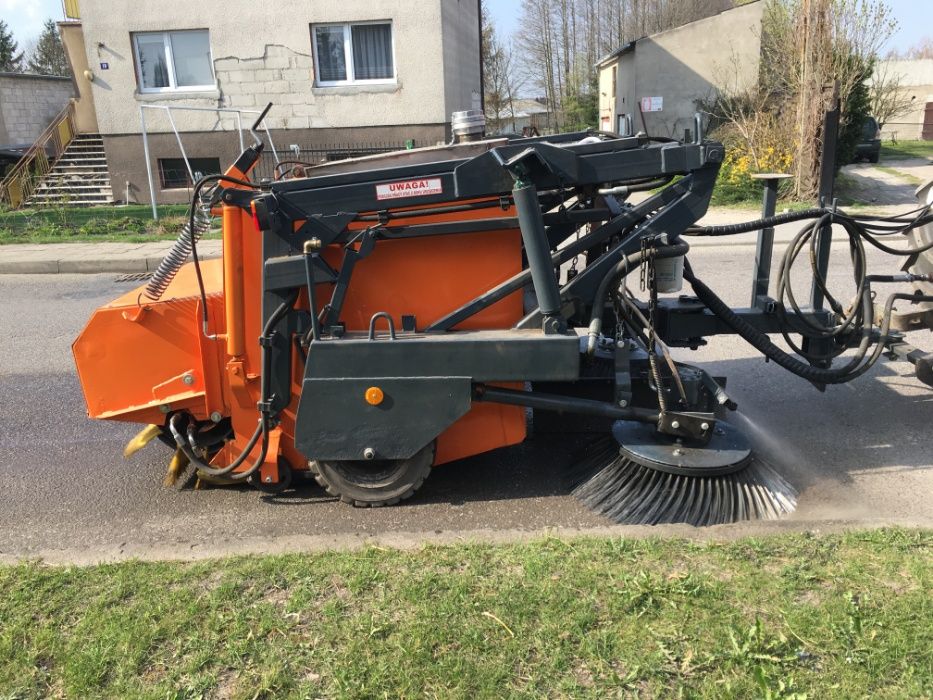 LS500 zamiatarka Iseki Kubota pełen serwis Bemab Broddson Broddway