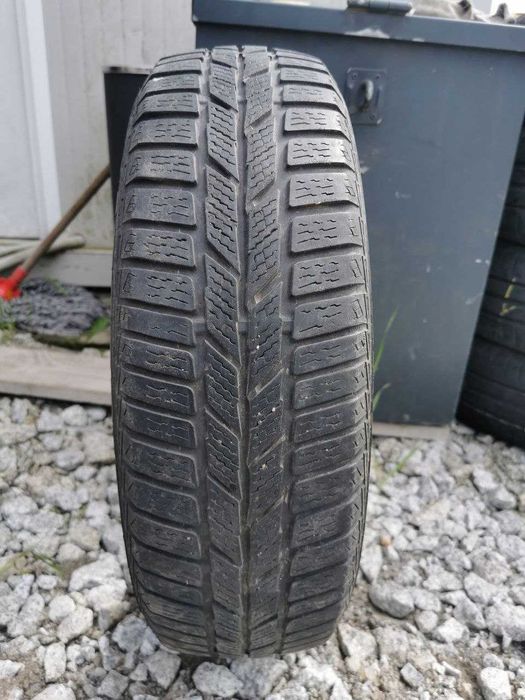 Opona zimowa Semperit Master-Grip 165/70R14 81T 1szt.