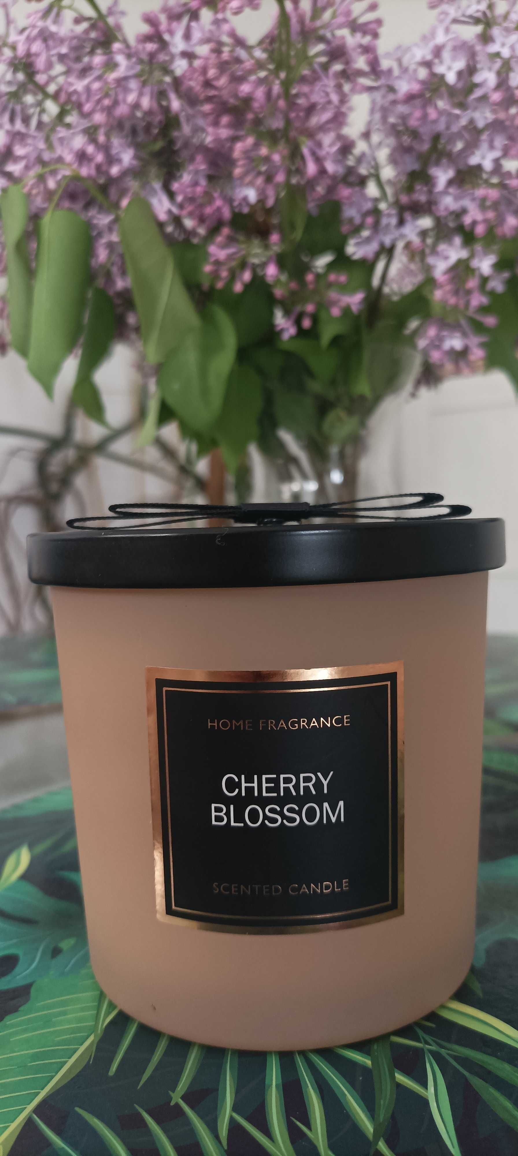 Świeczka Cherry Blossom home fragrance scented candle
