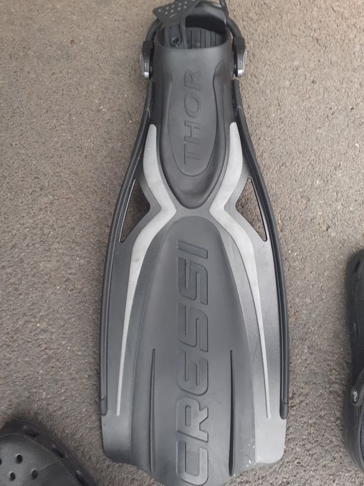 Barbatanas cressi thor