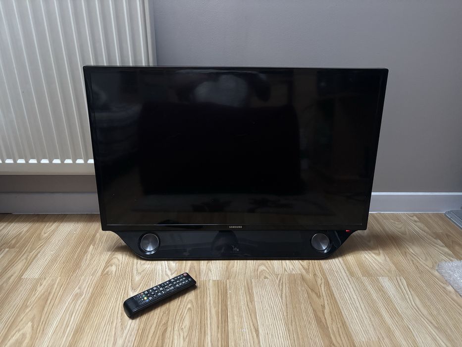 Телевізор Samsung UE32F4800AW