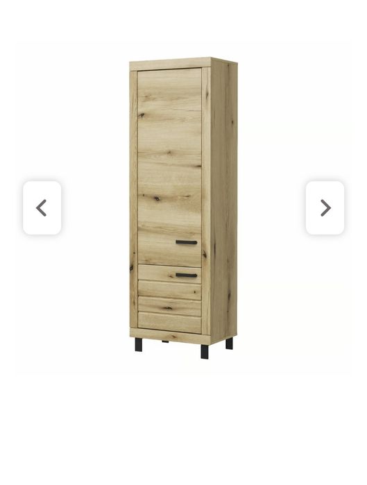 Zestaw meblowy w kolorze drewna