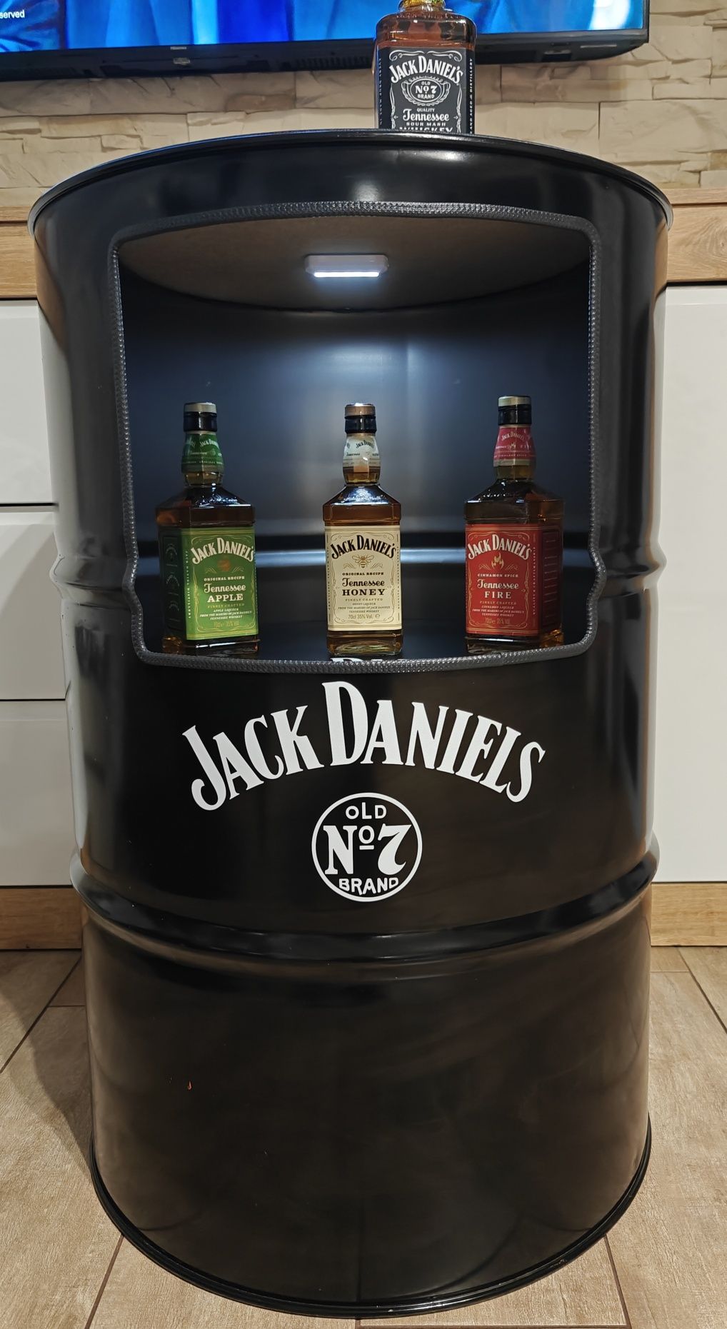 Barek z beczki Jack Daniels