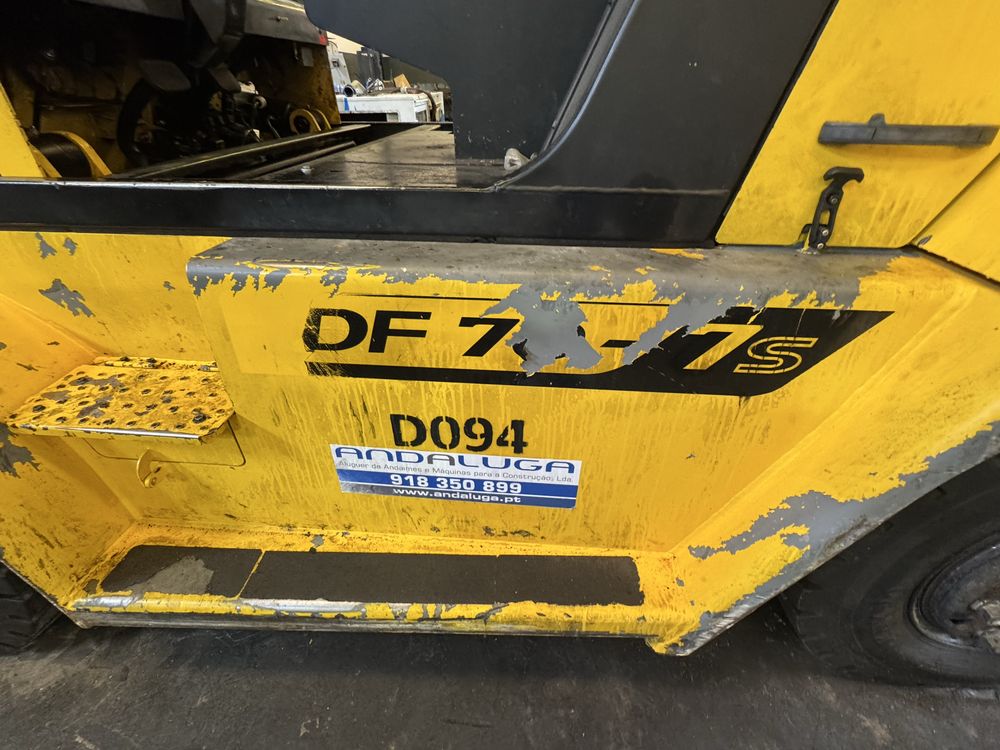 Empilhador Hyundai HDF 70- 7S 7Ton usado