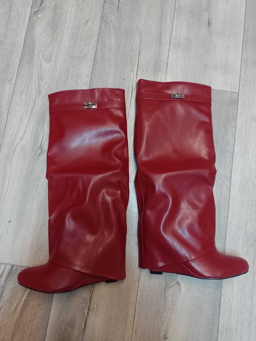 (38/39) Czerwone Kozaki kowbojki na koturnie, NOWE