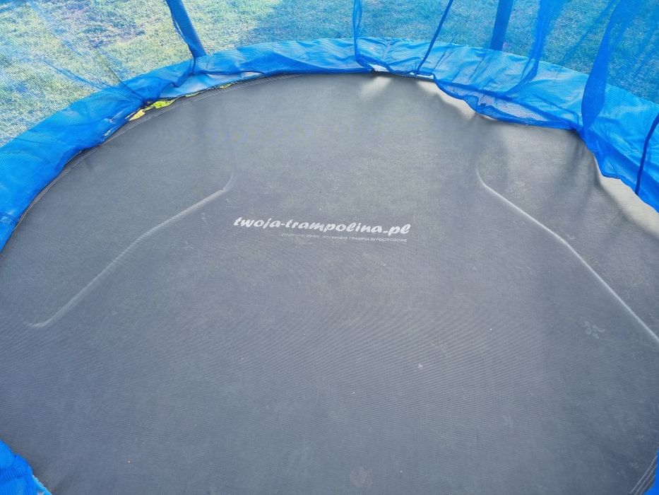 Sprzedam trampolinę.