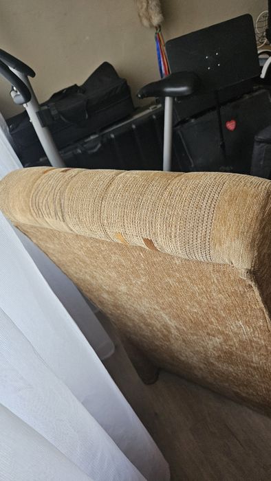 Fotel jak nowy, elementy drewniane