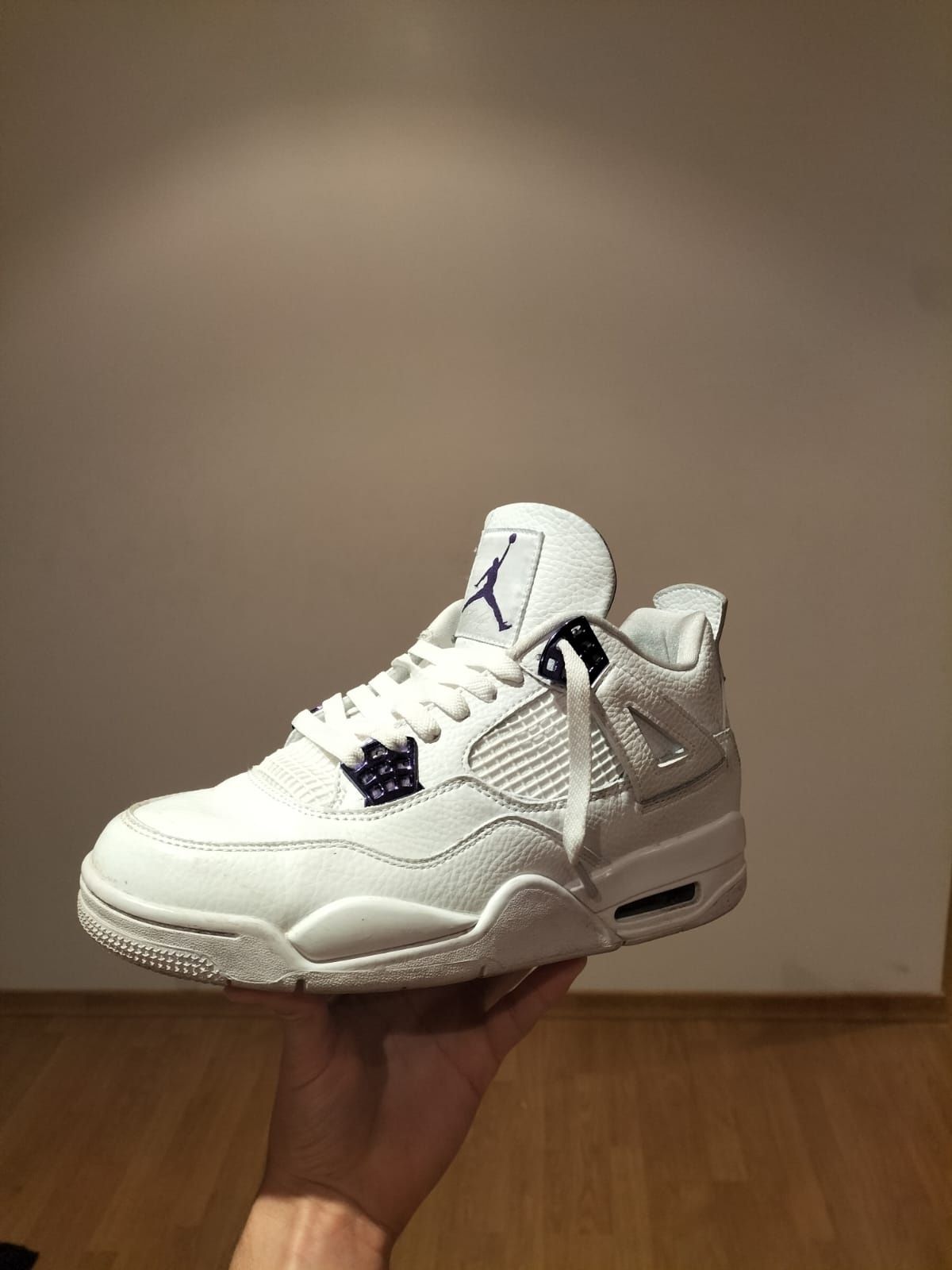 Jordan 4 Metallic Purple