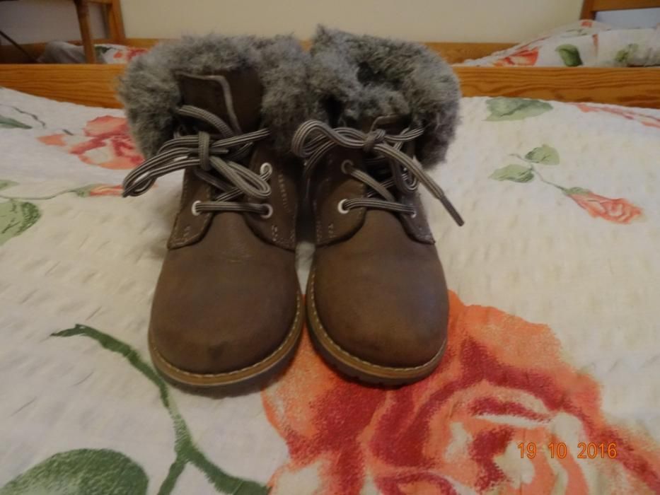 Zimowe buty skórzane Lasocki Kids rozmiar 24