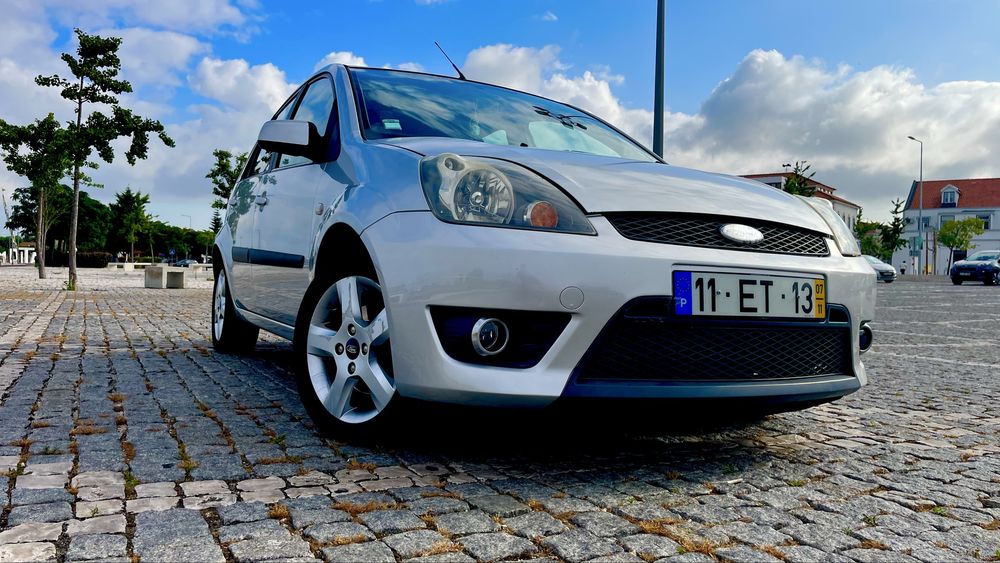 FORD Fiesta ST Line