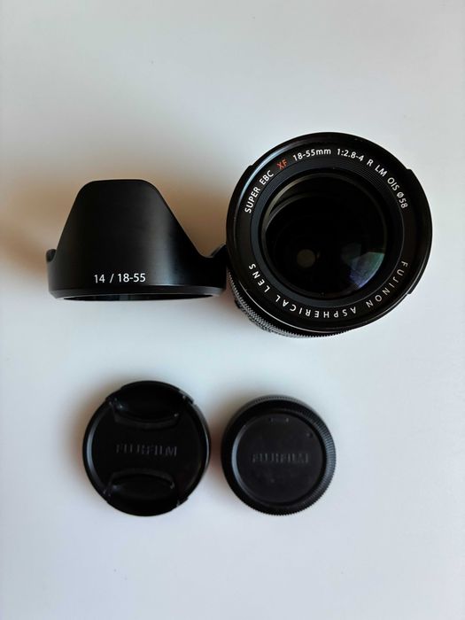 Objetiva Fuji XF 18-55mm f2.8-f4 R LM OIS