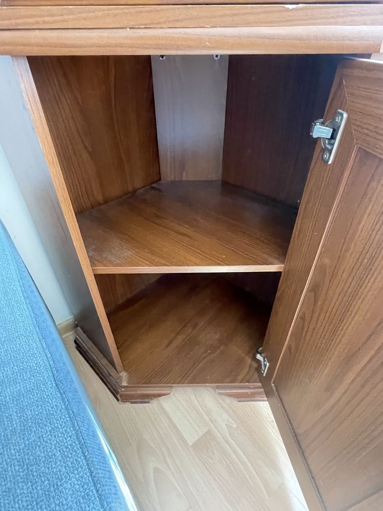 Duza komoda i wysoka szafka pojemne i ustawne
