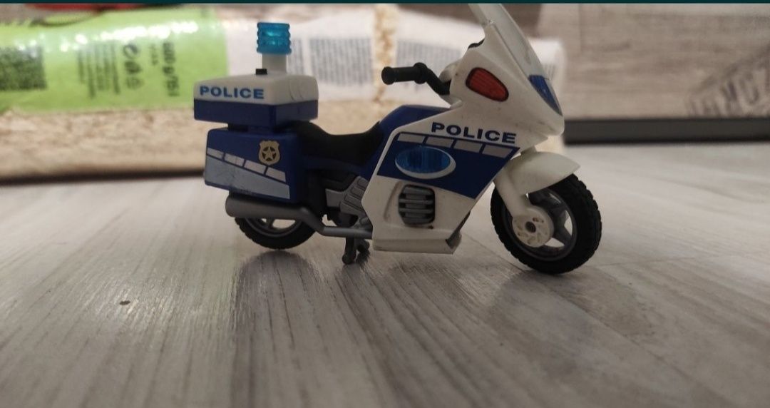 Wóz policyjny plus motor playmobil