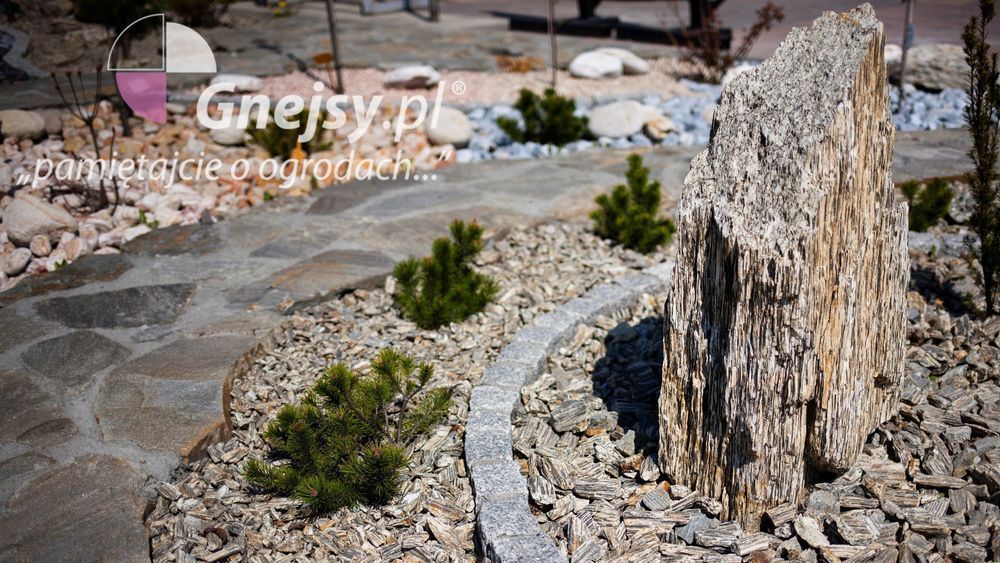 Kora kamienna, szpilki kamienne, głazy ogrodowe, crystal white, płytki